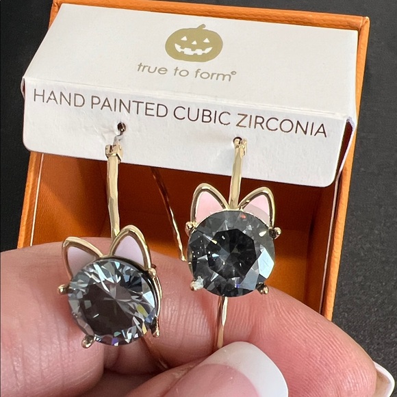 Cat Earrings w/ Cubic Zirconia 🐈⬛ - Picture 6 of 6